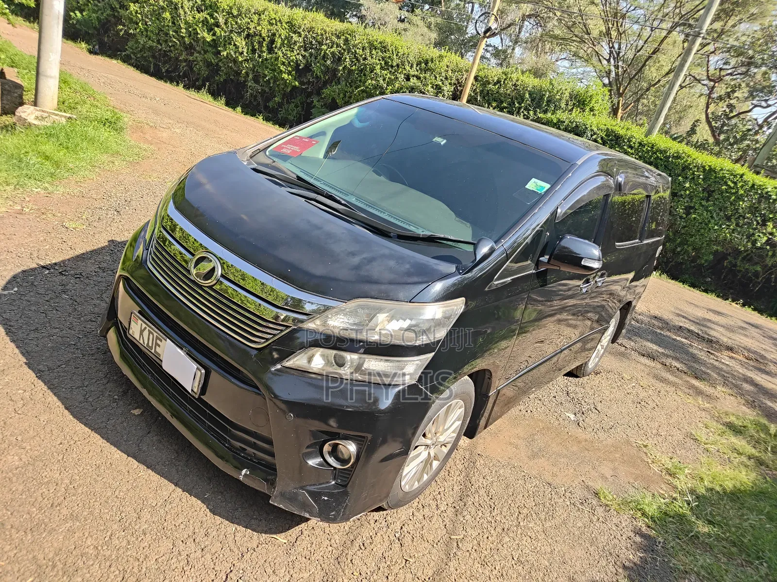 Toyota Vellfire 2014 Black