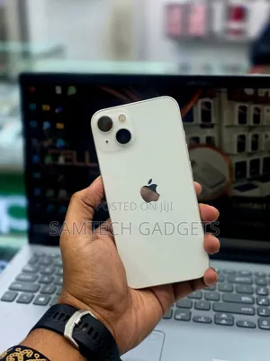 Apple iPhone 13 128 GB White
