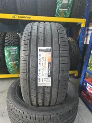 315/40r21 Hankook Tire