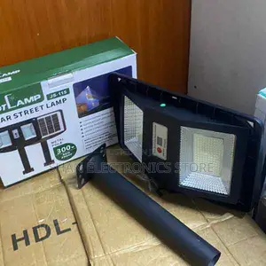 Auto on/Off Light Sensor 300w Double Sided Solar Street Lights