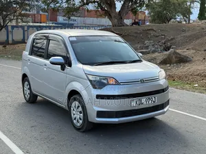 Toyota Spade 2017 Off white