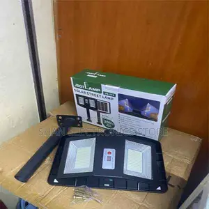 All-Weather Performance >Quality 300 W Led Solar Street Light