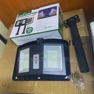 Energy Saving High Performance Quality 300 W Led Solar Street Light