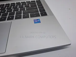 Laptop HP EliteBook 1040 G8 16GB Intel Core i7 SSD 512GB