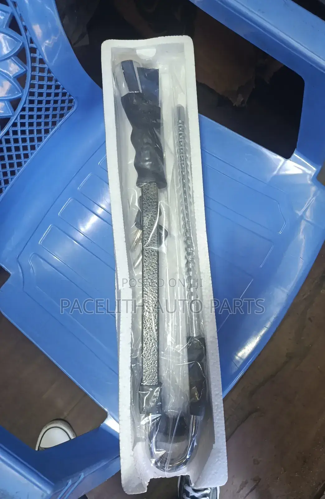 Universal Steering Wheel Lock
