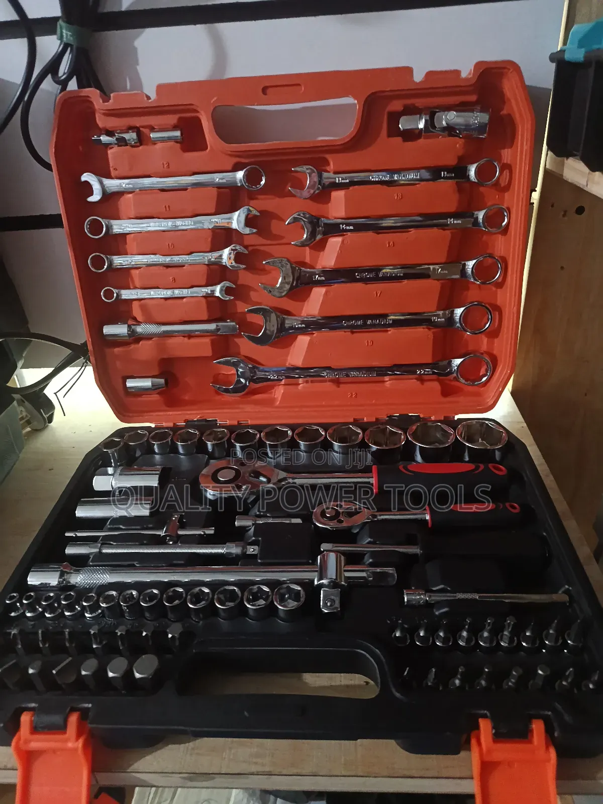 82pc Socket Wrench Set