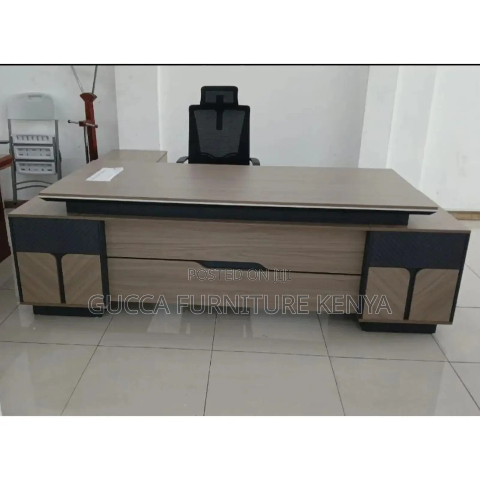 2.4 Meters Executive L-shaped Office Table