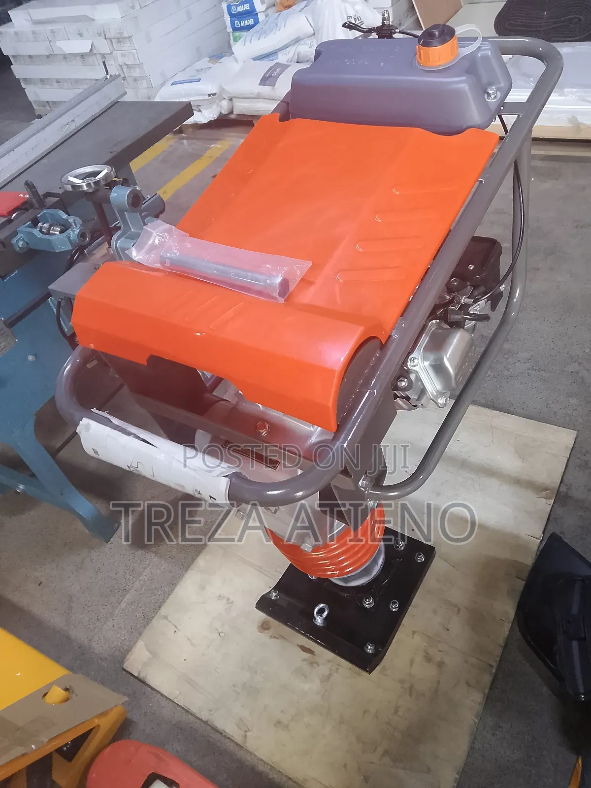 Pneumatic Compactor