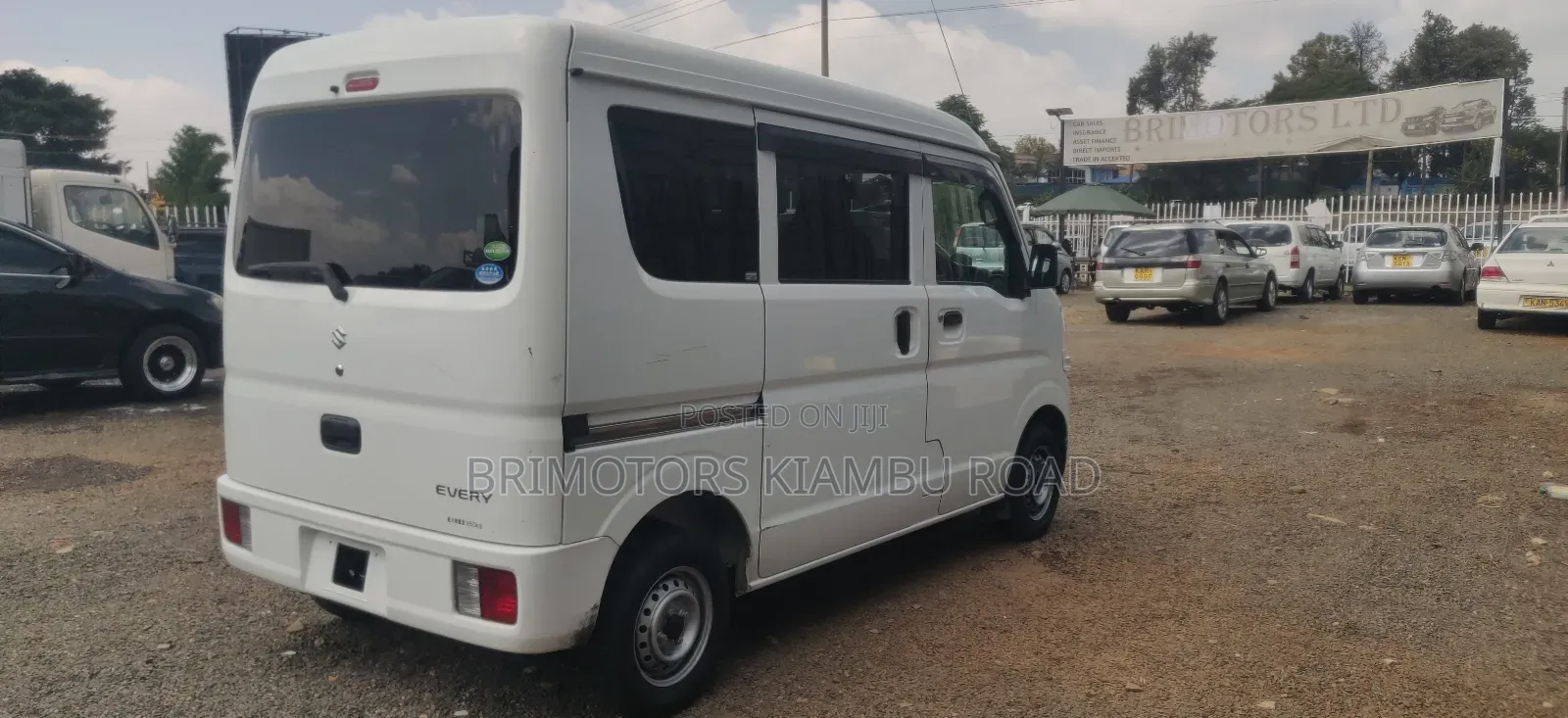 Suzuki Every 2019 White