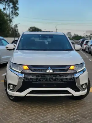 Mitsubishi Outlander 2.0 PHEV AWD 2017 White