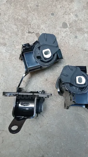 Mazda Cx5 Upper Gearbox Mounting