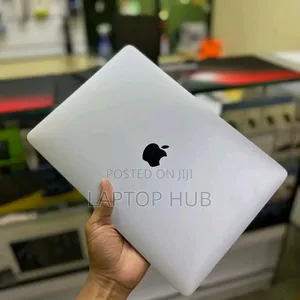 Laptop Apple MacBook Pro 2020 16GB Intel Core i7 SSD 512GB