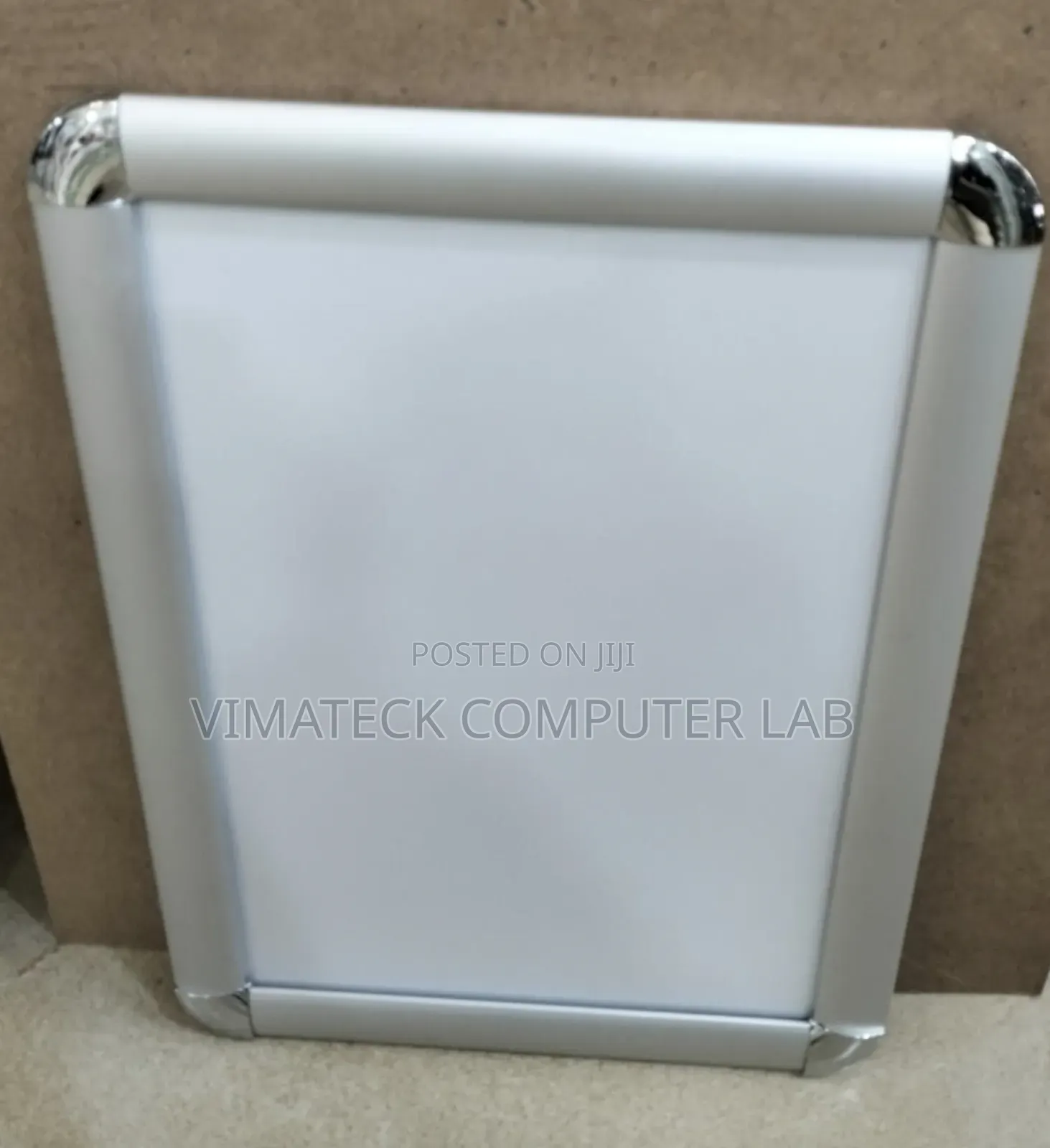 Snapper Frame's A4 Size Aluminium Make.