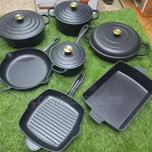 Cast Iron Enamel Pot Durable Multi-Use Cooking Pot