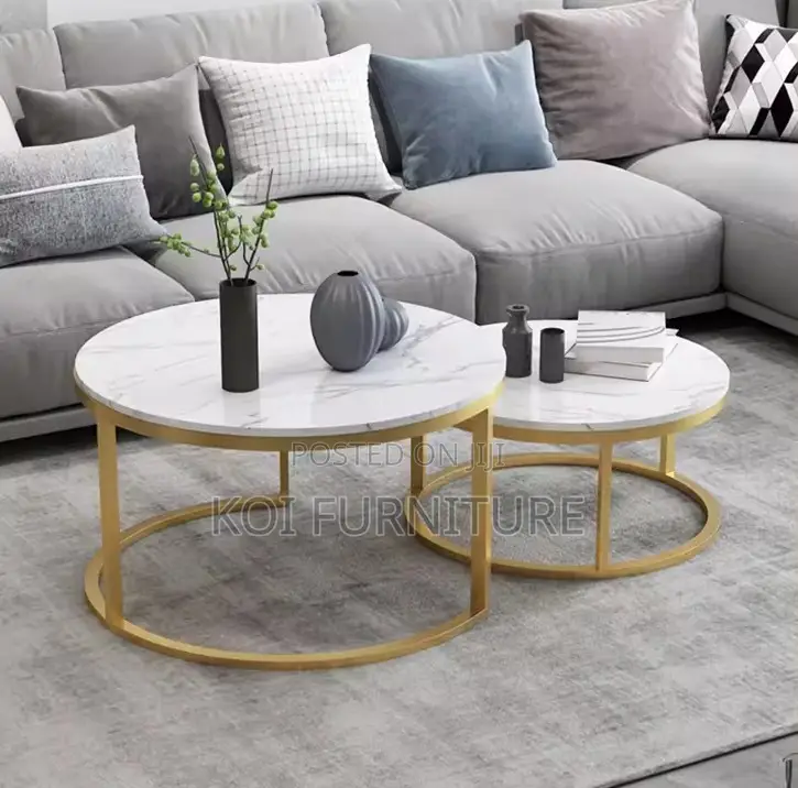 Coffee Table : 2 Round Nesting Coffee Tables