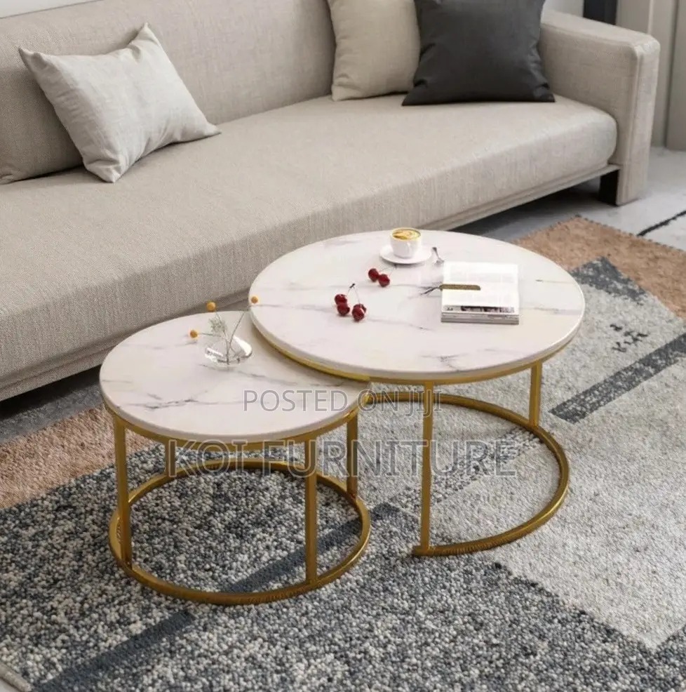 Coffee Table : 2 Round Nesting Coffee Tables