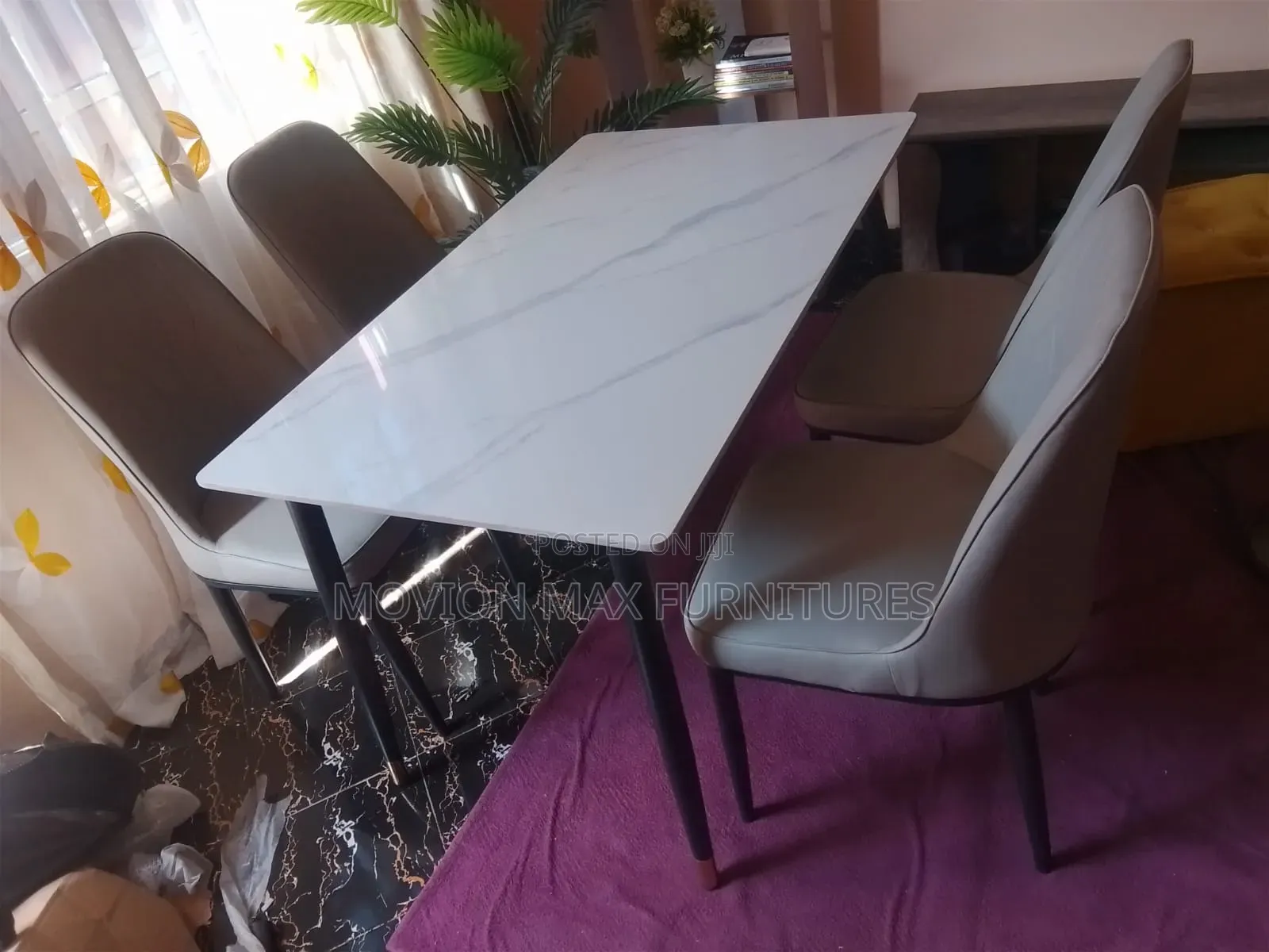 4seater Dinning Marble Table