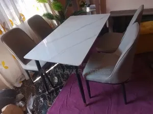 4seater Dinning Marble Table