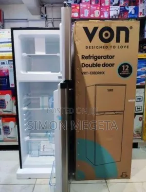 Spacious Von 138l Double Door Refrigerator