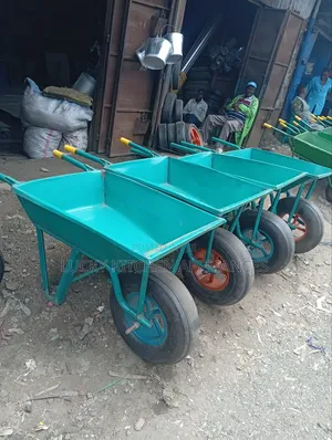 Heavy Duty Wheelbarrow.