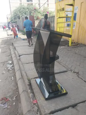 Pulpits/Podiums Stands