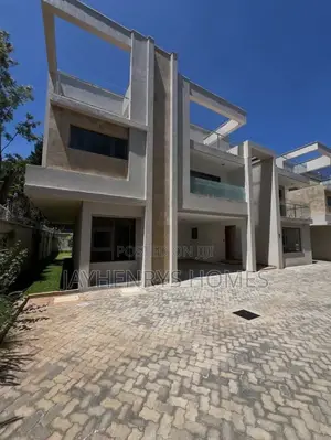 6bdrm House in Muthangari for sale