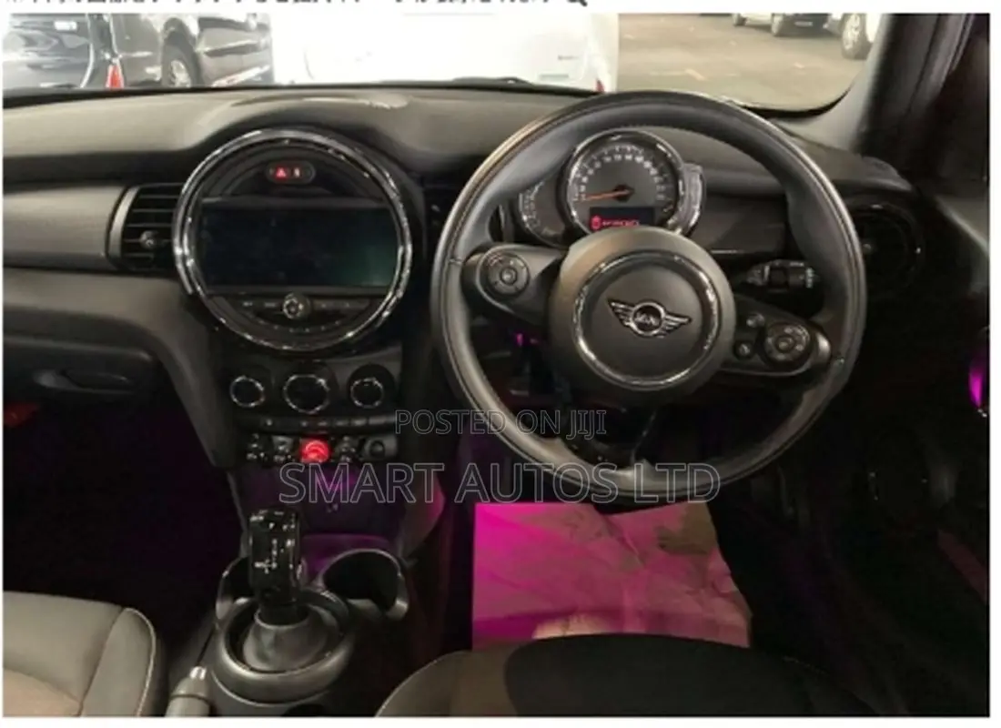 Mini Cooper 2019 Blue