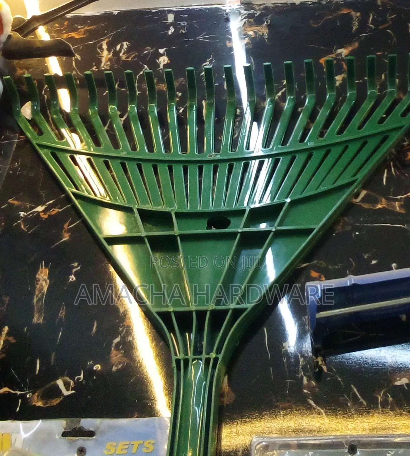 Plastic Leaf Rake