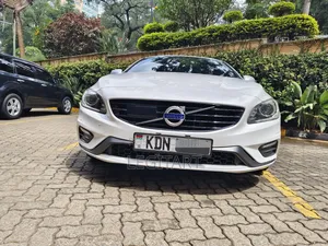 Volvo S60 T6 R-Design Platinum AWD 2017 White