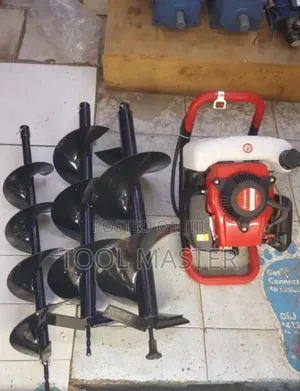 2 Stroke Earth Auger Machine / Quality Earth Auger Machine With Bits