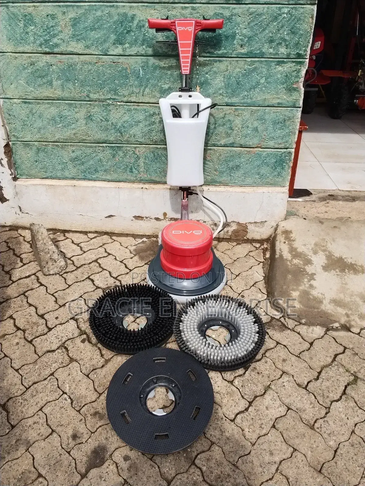 Commercial Floor Scrubber/ Cleaner Machine
