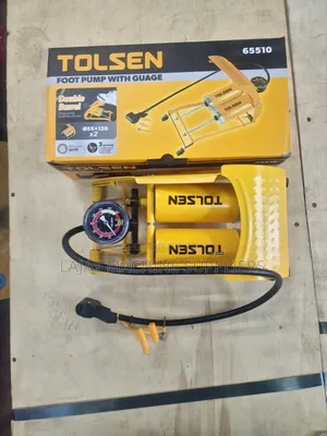 Tolsen Foot Pump With Gauge