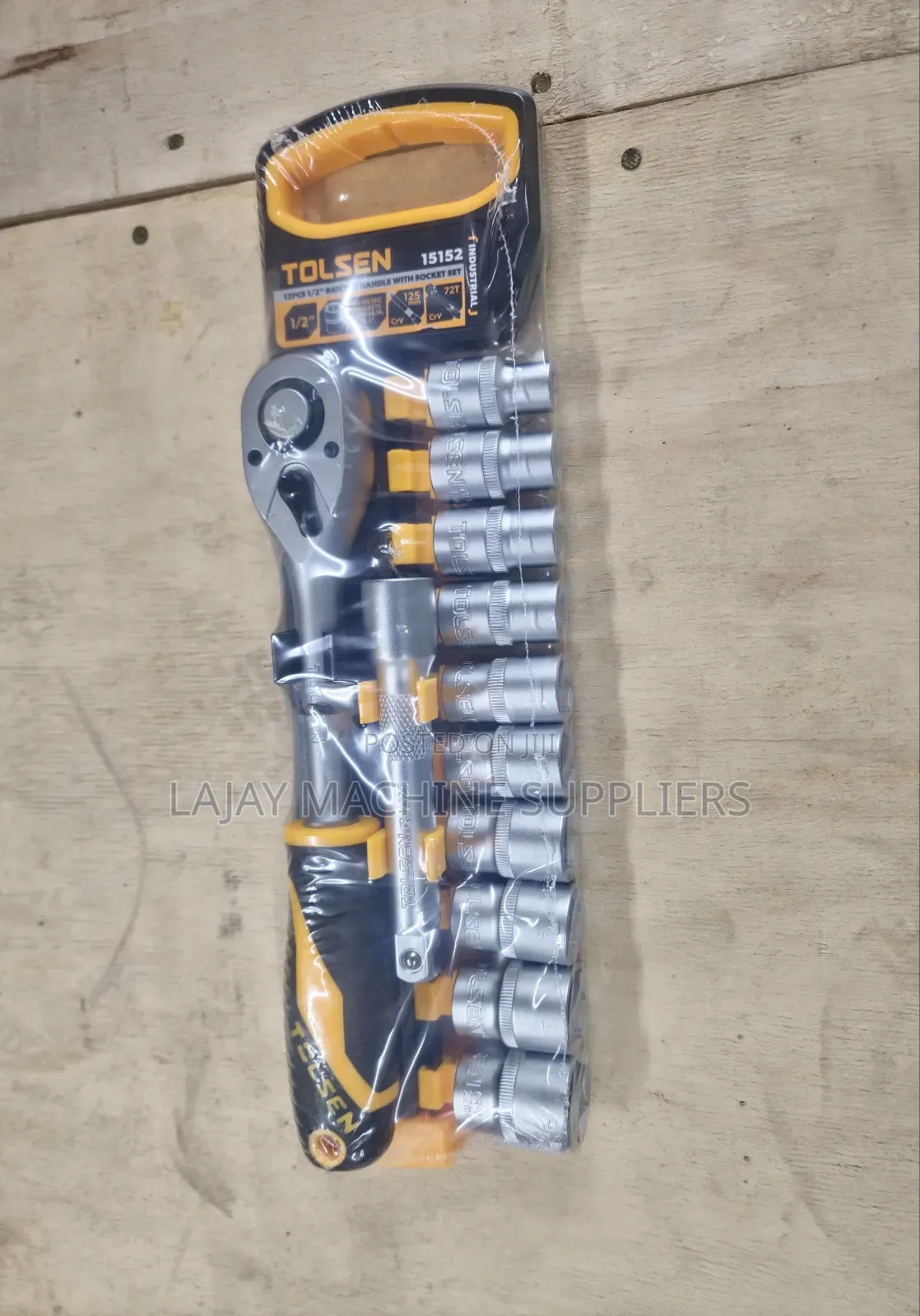 Tolsen Germany Ratchet Handle With Socket Set