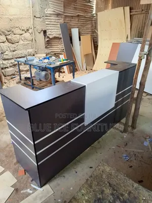 Stylish Modern 1.6m Office Reception Desk