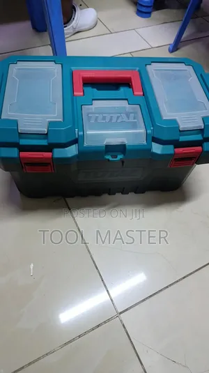 Total 20" Tool Box / Empty Total Tool Box