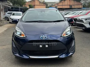 Toyota Aqua 2019 Blue