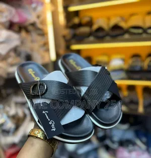 Quality Leather Men Casual Rubber Sole Men Open Slide Shoes