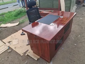 Comfort Executive Desk With High Back Desk