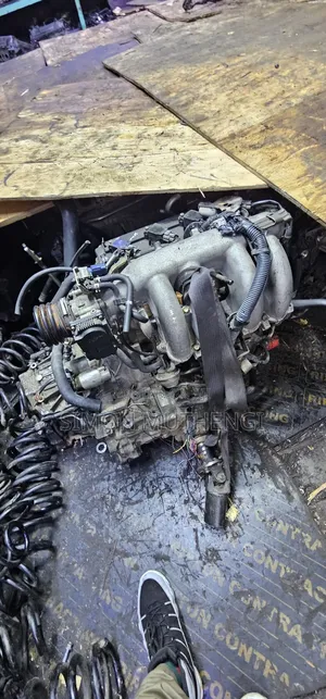 Qr25 Nissan Xtrail Complete Engine With Gearbox Available