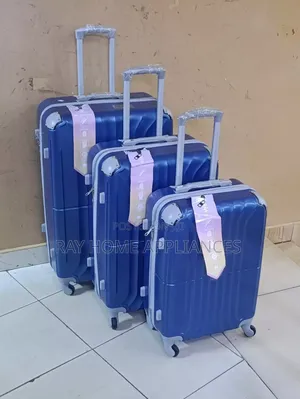 Fibre Luxurious Suitcase