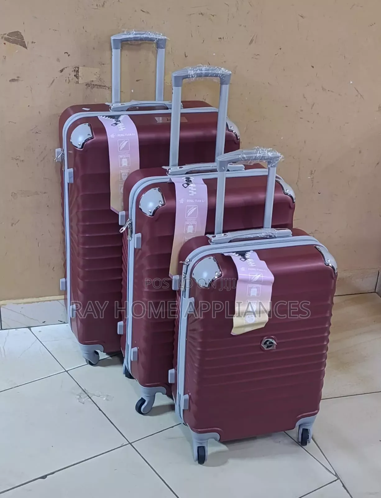 Fibre Luxurious Suitcase