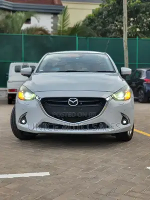 Mazda Demio 2018 White