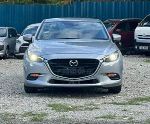 Mazda Axela 2018 Silver