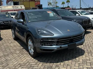 Porsche Cayenne Turbo AWD 2020 Gray