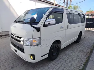 Toyota HiAce 2020 White