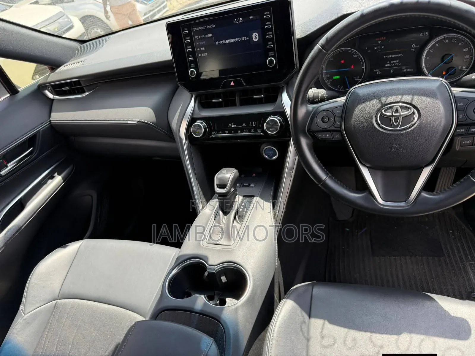 Toyota HiAce 2020 White