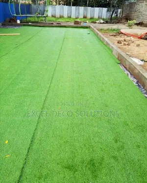 Green Turf Carpet – Ideal for Balconies, Compounds Events