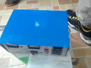 AC -dc Solamax Inverter 300vac