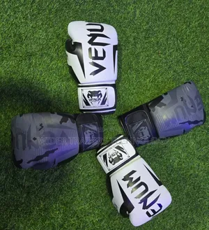 Boxing Gloves
10oz 12oz and 14oz

