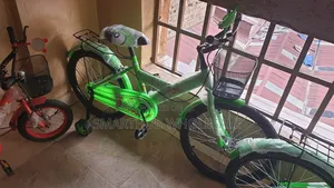 Kids Bicycle Size 16 With Removable Trainer Wheels